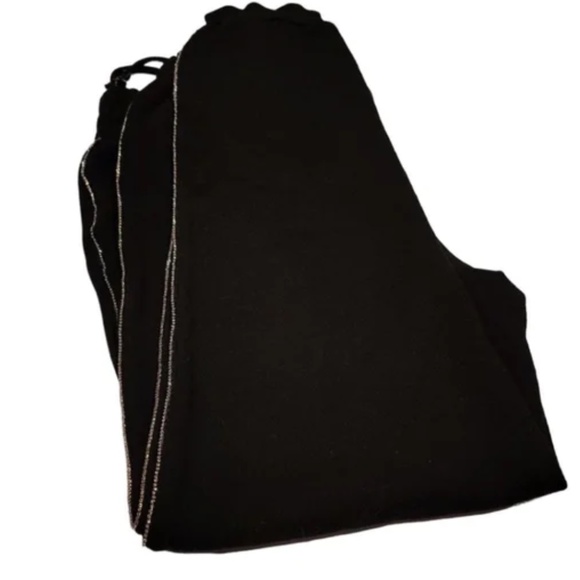 Victoria’s Secret On Point Velour Embellished Joggers in Black sz xs - Picture 4 of 4